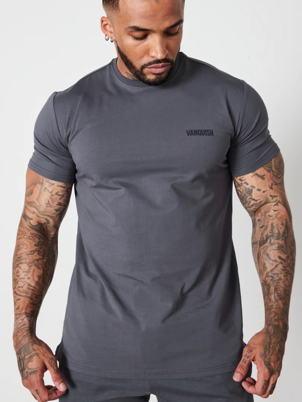 Vanquish Essential Slim Fit Short Sleeve T-Shirt - XL